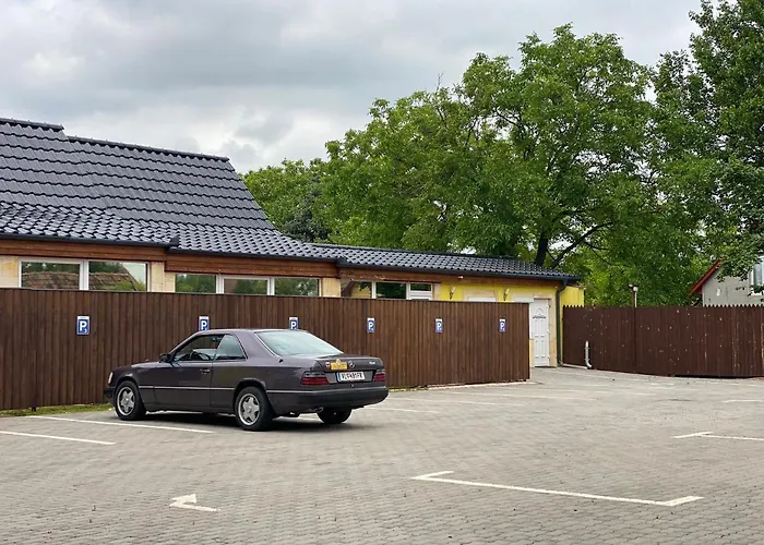 Blueline Motel